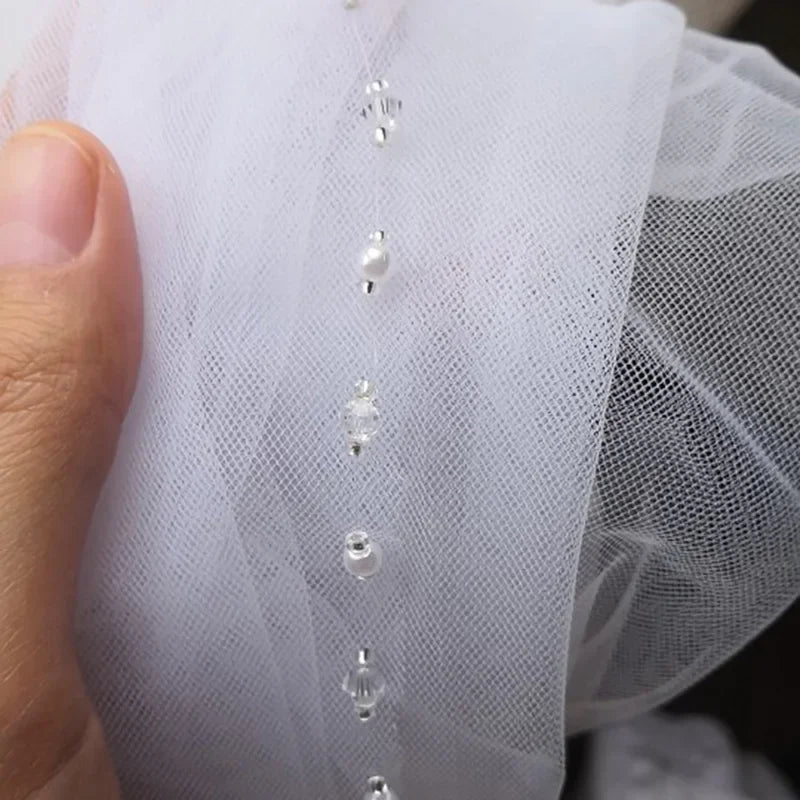 Beautiful White Lvory 1 Tier Fingertip Wedding Veils with Crystal Pearls