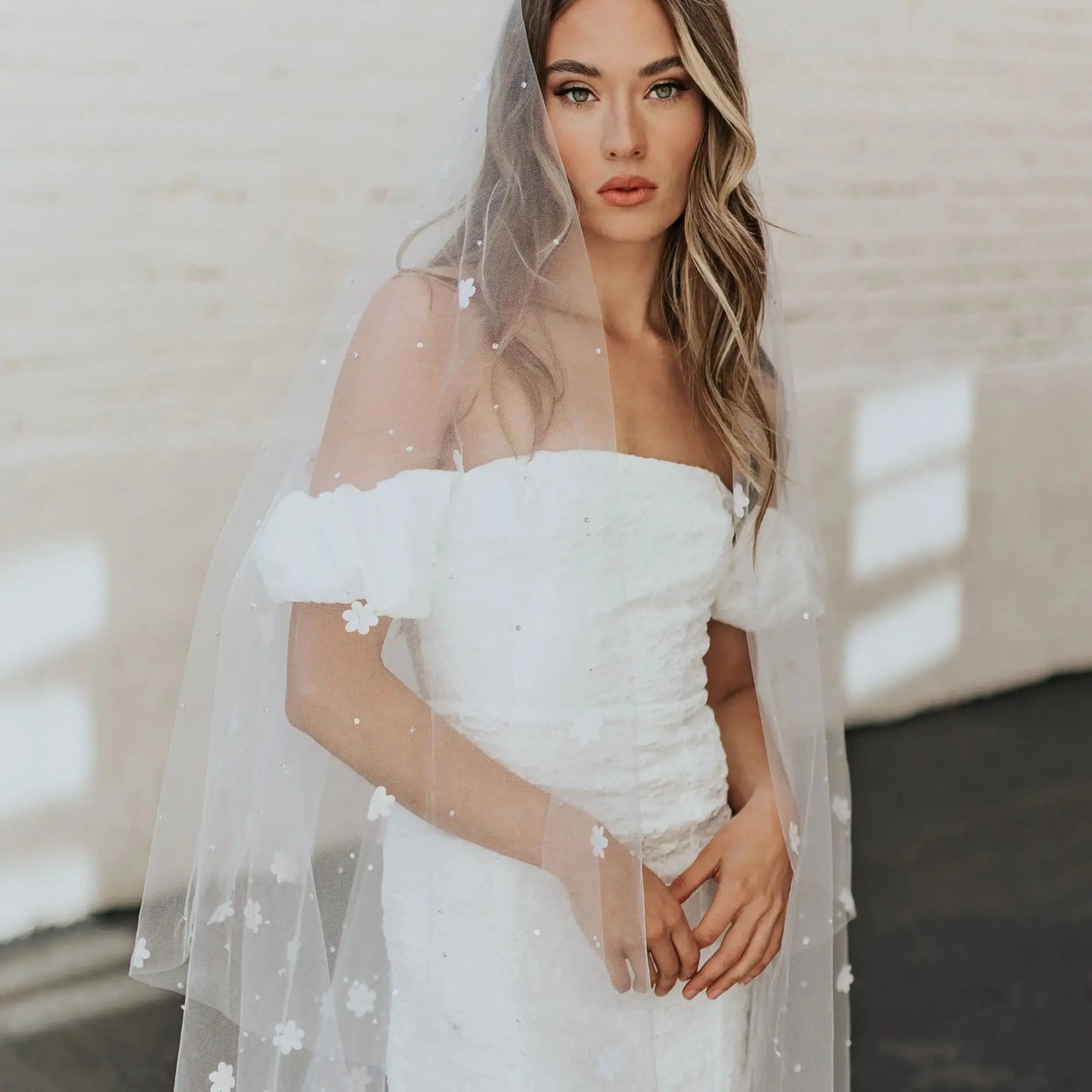 Double-layer bride wedding veil flower bride veil beach vacation style