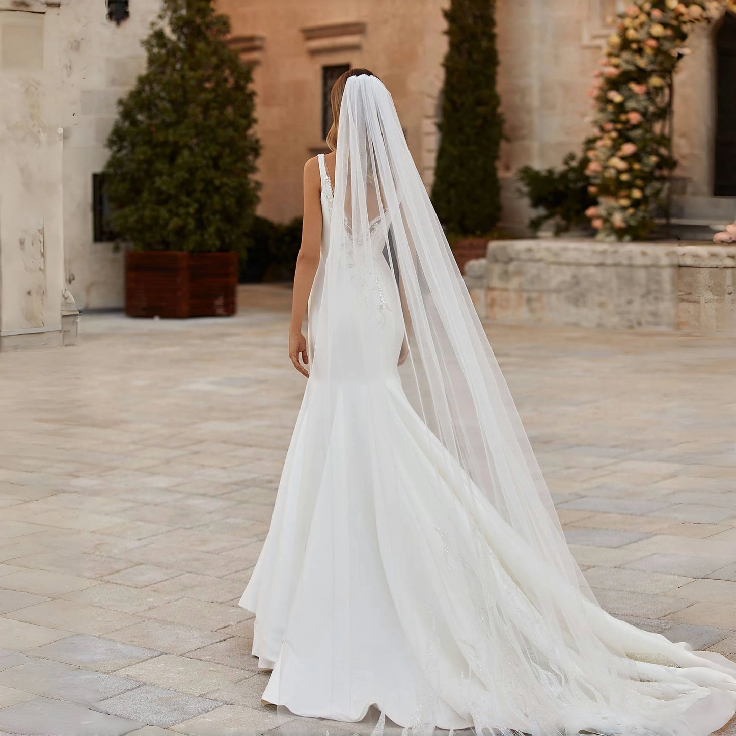 Elegant Single Tier Cathedral Wedding Veil with Comb Simple Cut Edge Long Bridal Tulle in Silk White Plain Soft Tulle G30