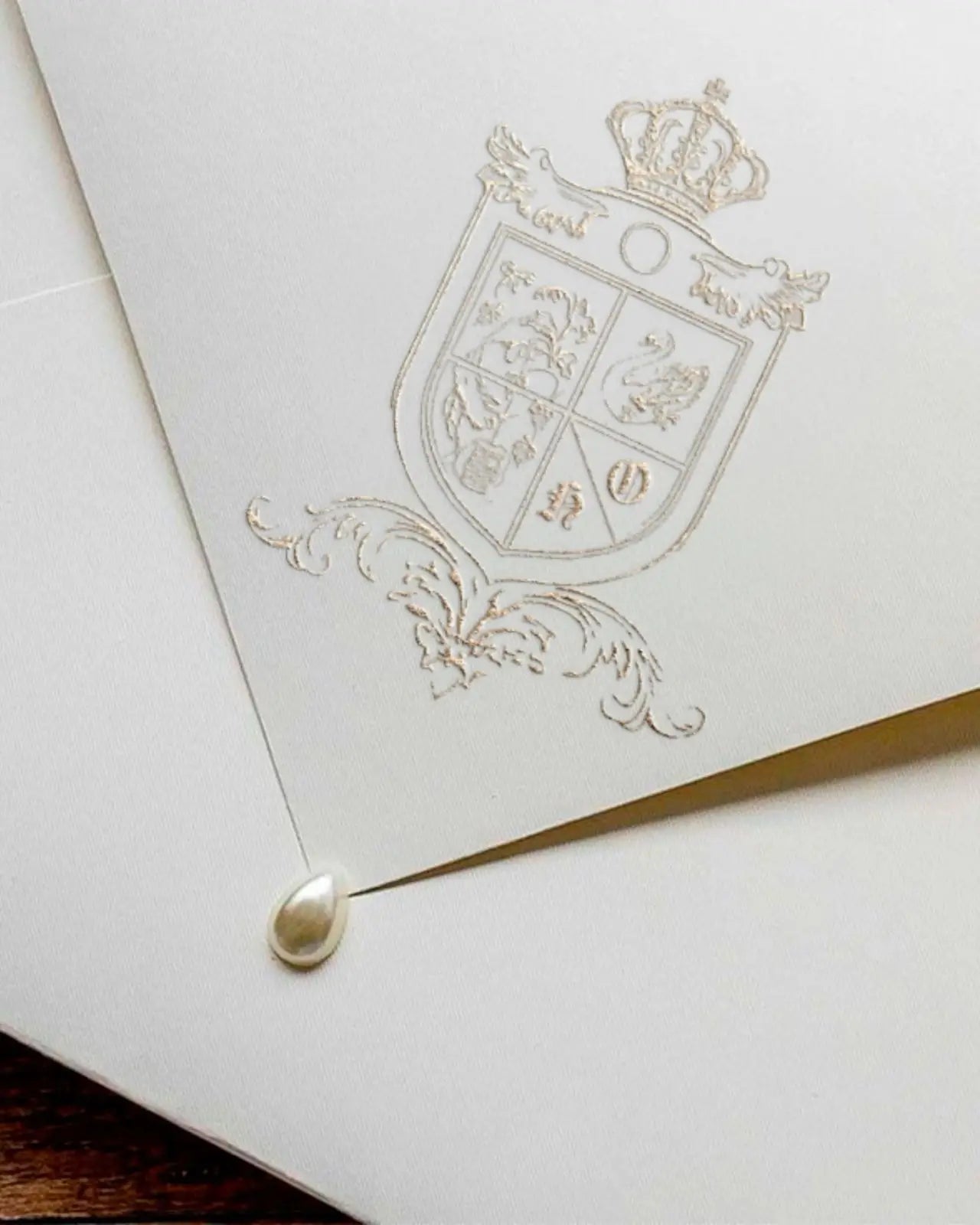 600GSM White Cotton Paper Letterpress Customized Design Top Upscale Wedding Invitation Cards Personalized