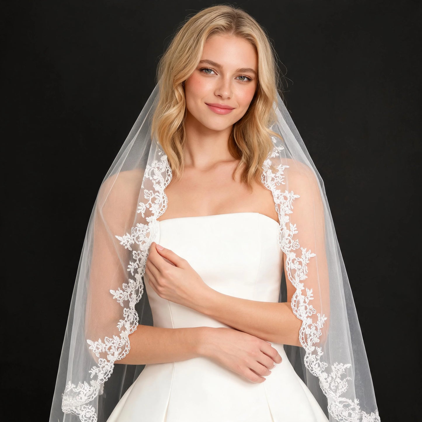 Classic White Single Tier Tulle Bridal Veil with Exquisite Lace