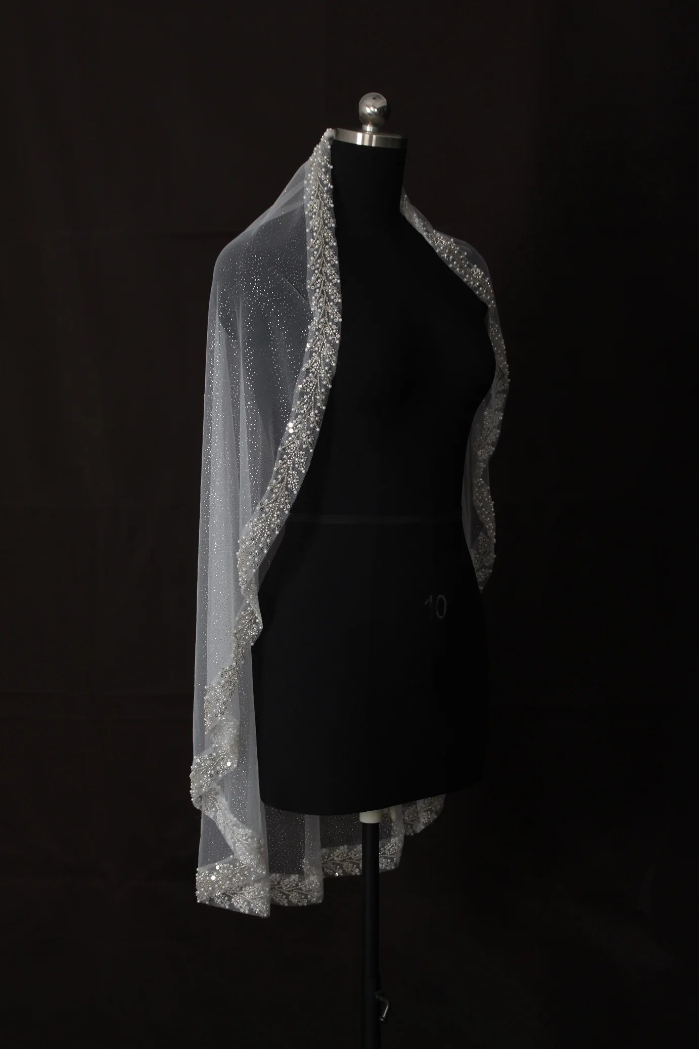 Bridal Veil with Pearl & Crystal Beads Edge 1 Tier Sheer Glitter Tulle Wedding Veil with Comb