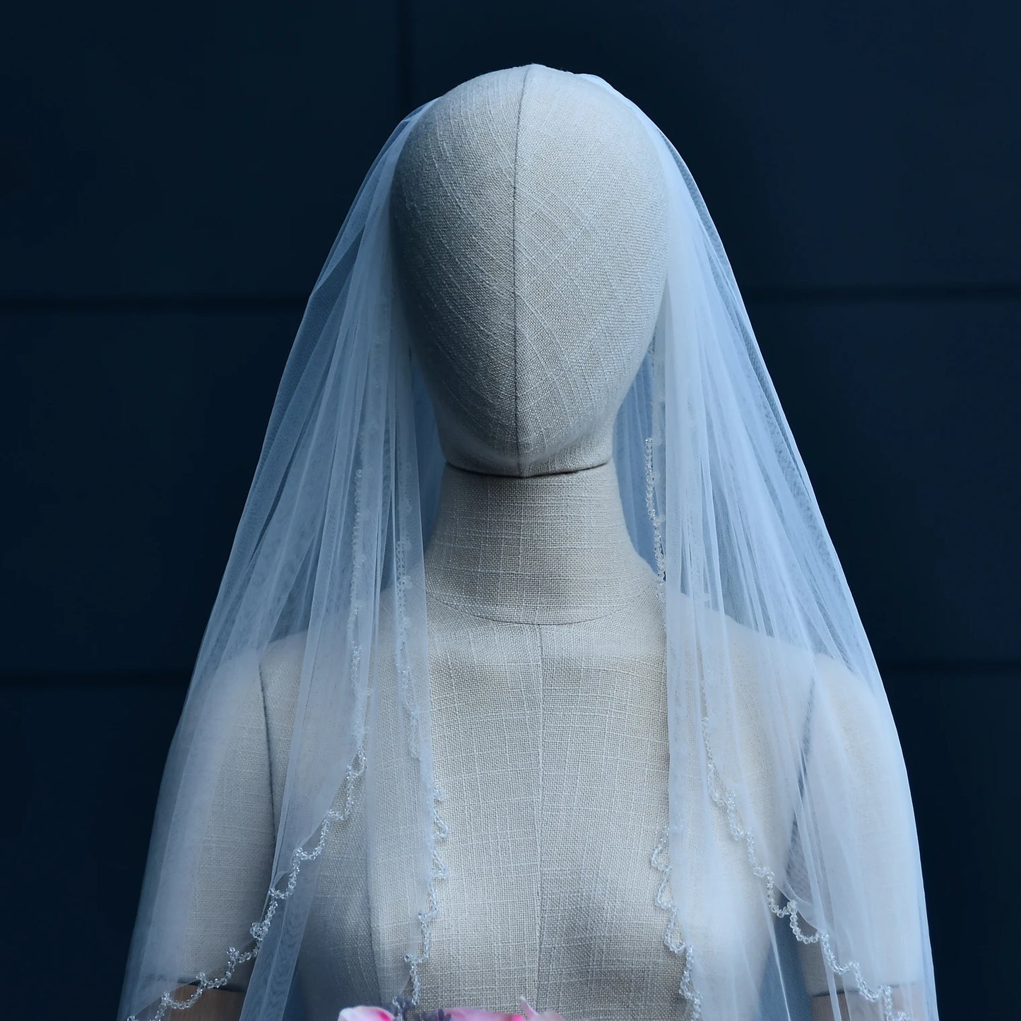 Elegant 2 Tier Wedding Veil with Crystal Edge Bridal Veils Cover Front and Back of Wedding Dresses