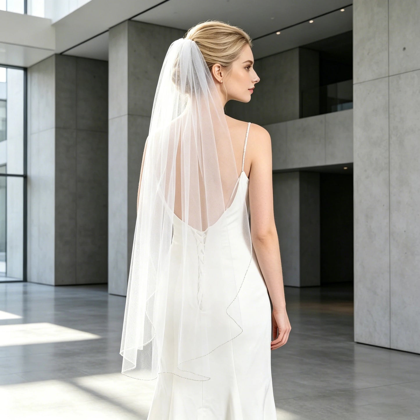 Modern Bridal Veil with Tube Beads Edge for Elegant Wedding with Comb