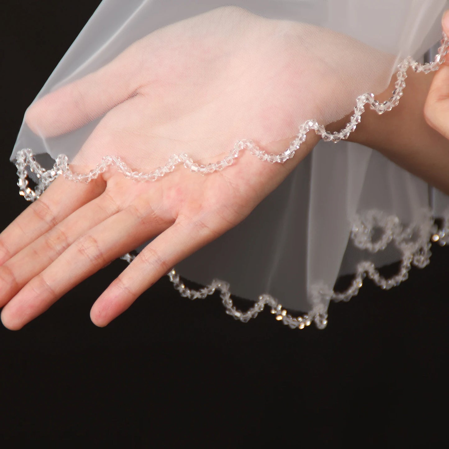 Elegant 2 Tier Wedding Veil with Crystal Edge Bridal Veils Cover Front and Back of Wedding Dresses