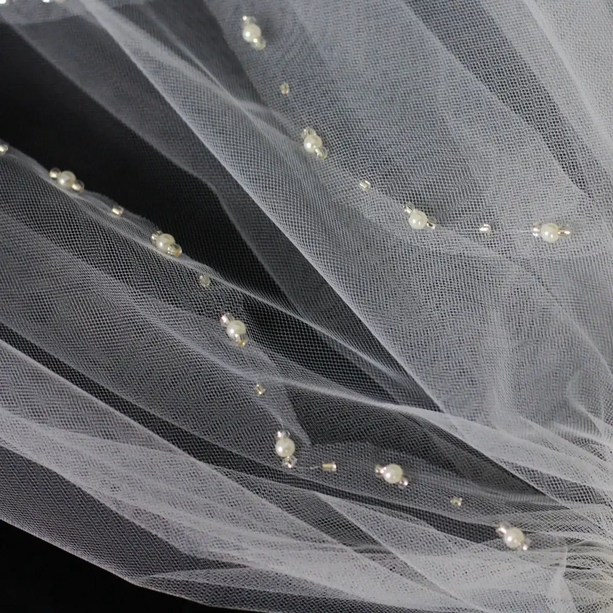 Exquisite Bridal Veil for Wedding Dress One-Layer Handmade Beading Edge