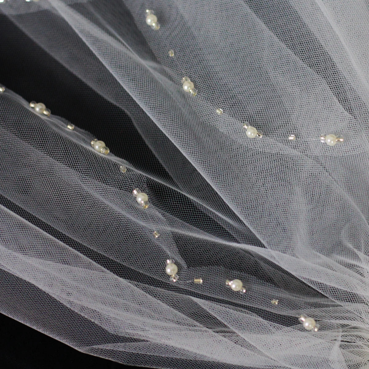 Exquisite Bridal Veil for Wedding Dress One-Layer Handmade Beading Edge