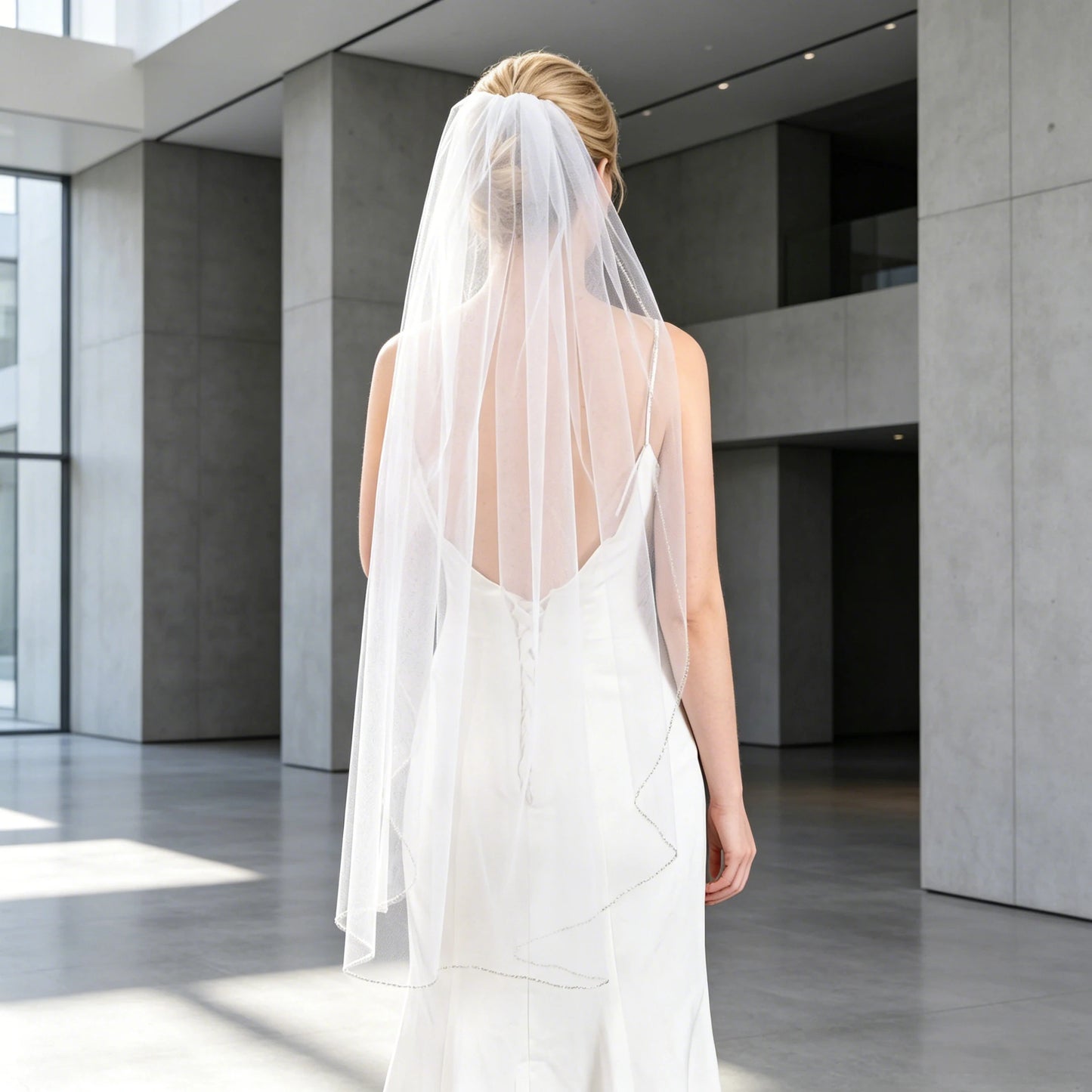 Modern Bridal Veil with Tube Beads Edge for Elegant Wedding with Comb
