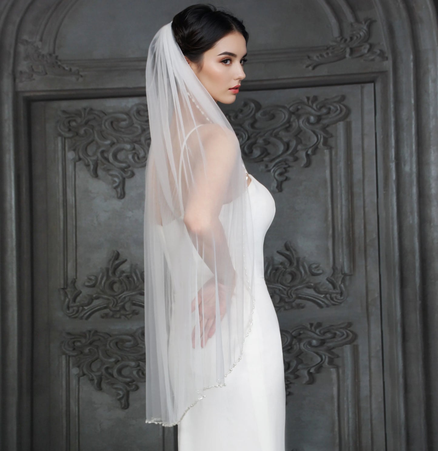 Handmade Pearl Beaded Bridal Veil - Luxury Fingertip Length Soft Tulle Wedding Veil with Delicate Edge Trim