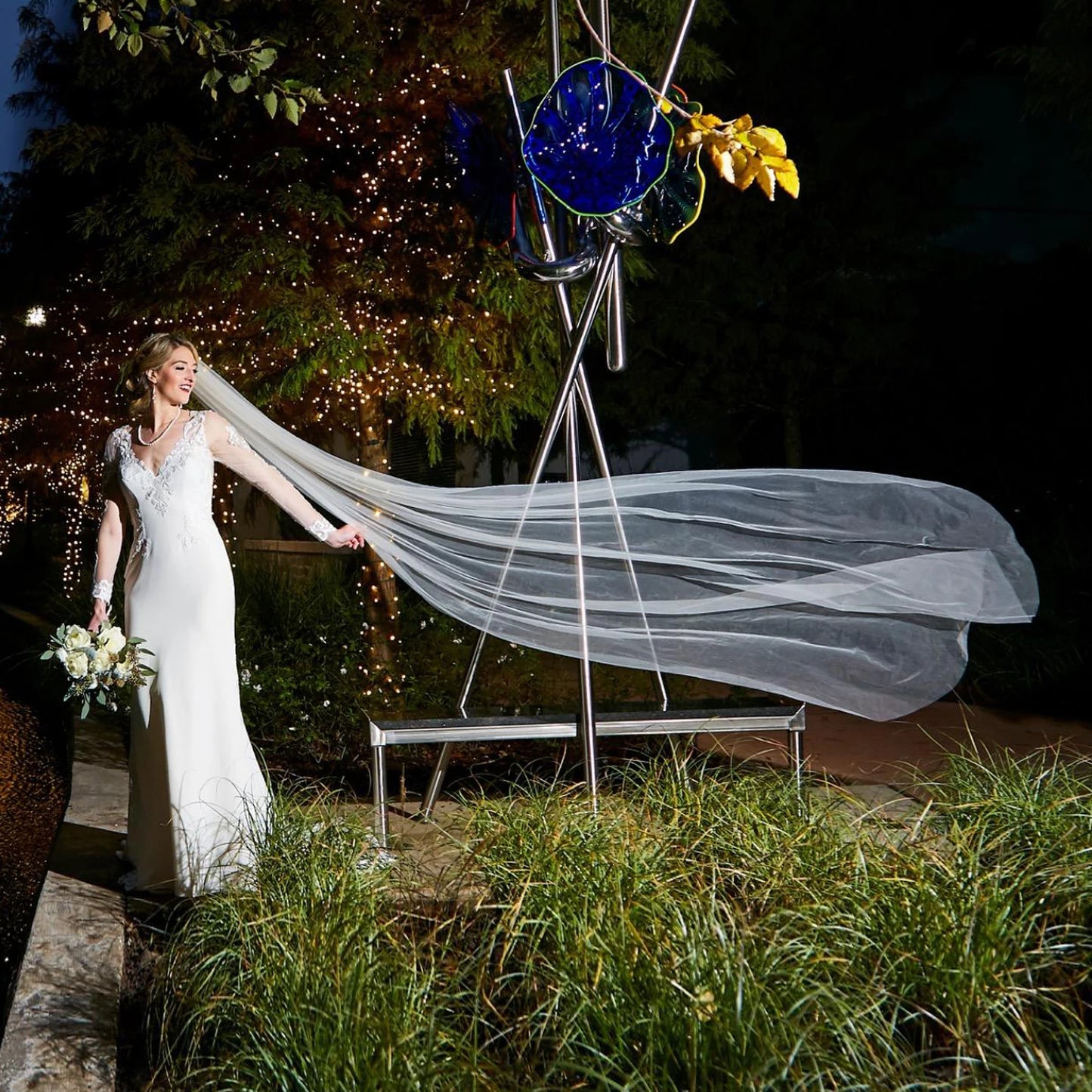 Elegant Single Tier Cathedral Wedding Veil with Comb Simple Cut Edge Long Bridal Tulle in Silk White Plain Soft Tulle G30