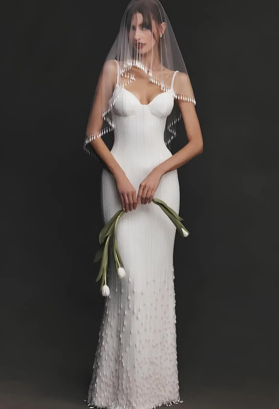 Teardrop Pearl Edge Wedding Veil 2 Tier Fingertip Length Soft Tulle with Comb