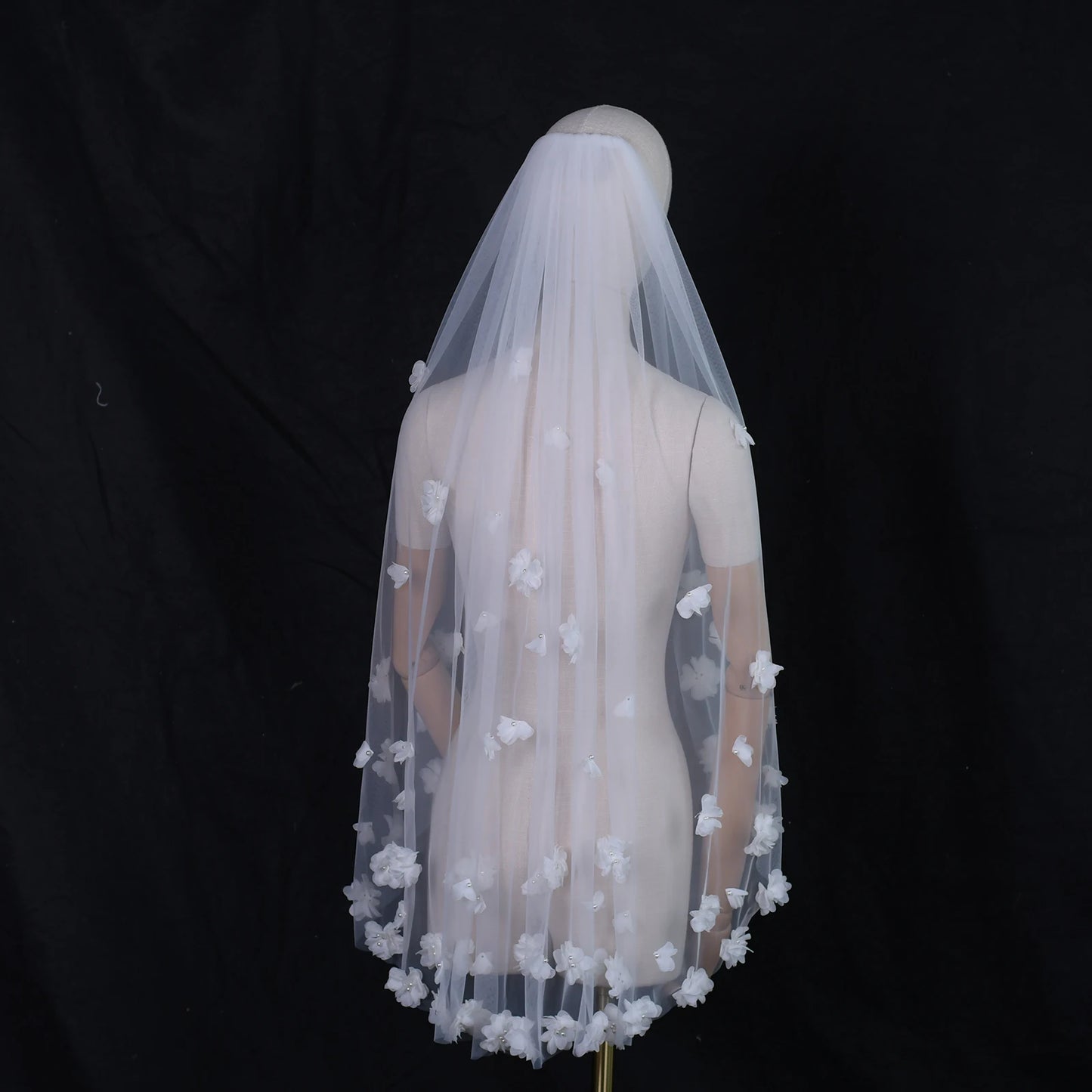 3D Flower Wedding Veil Hip Length Tulle Bridal Veil White Ivory Romantic Elegant
