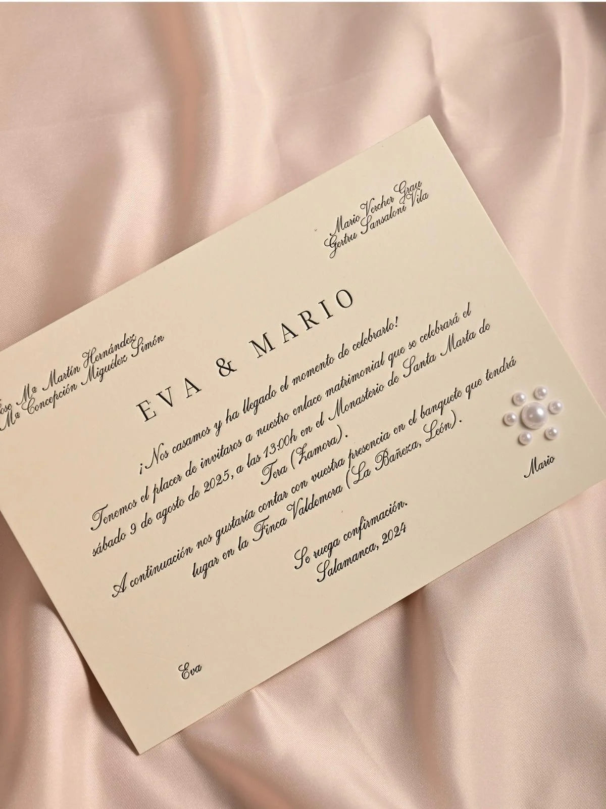 600GSM White Cotton Paper Letterpress Customized Design Top Upscale Wedding Invitation Cards Personalized
