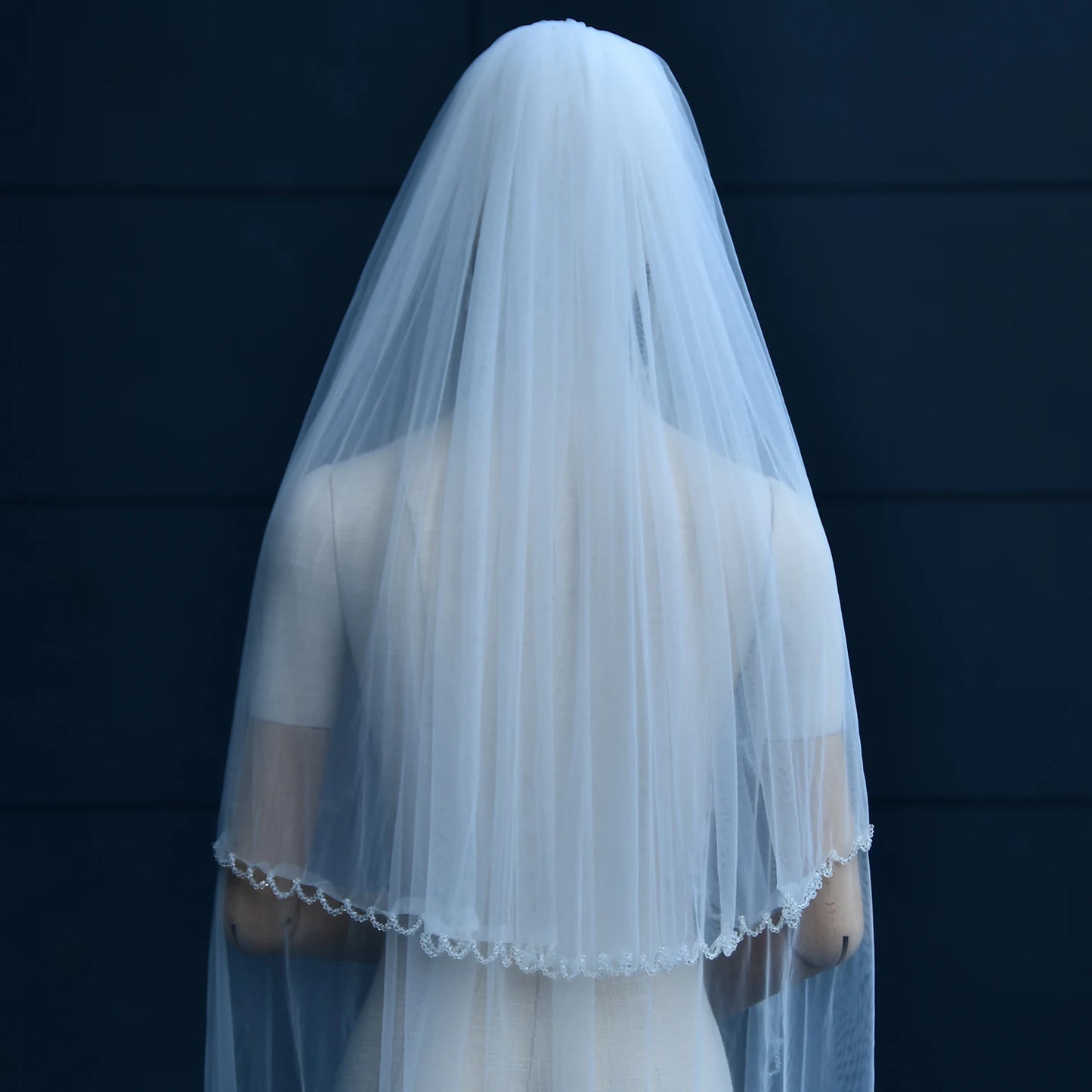 Elegant 2 Tier Wedding Veil with Crystal Edge Bridal Veils Cover Front and Back of Wedding Dresses