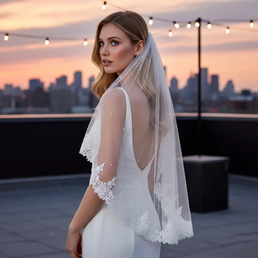 1 Layer Shoulder-Length Bridal Veil with Comb Delicate Floral Lace Embroidery