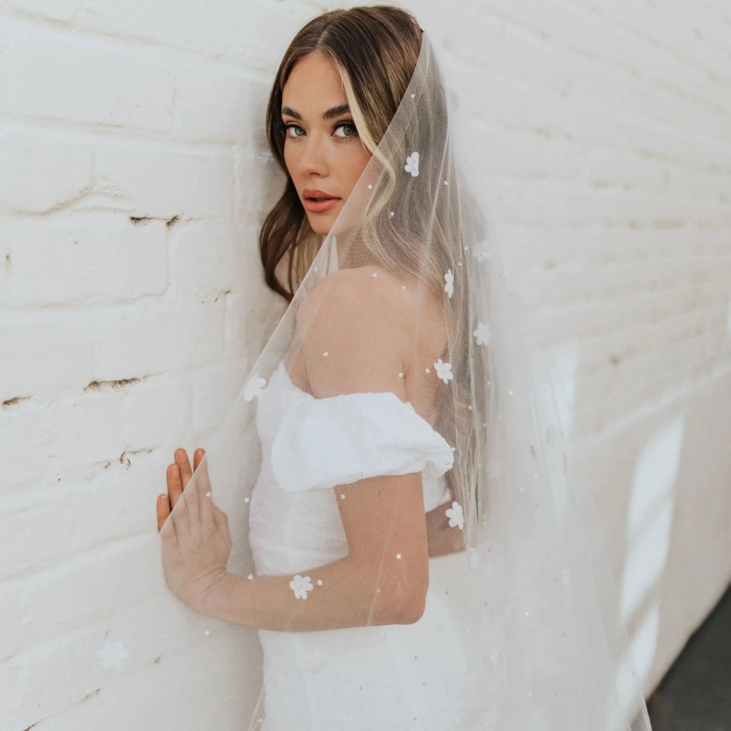 Double-layer bride wedding veil flower bride veil beach vacation style