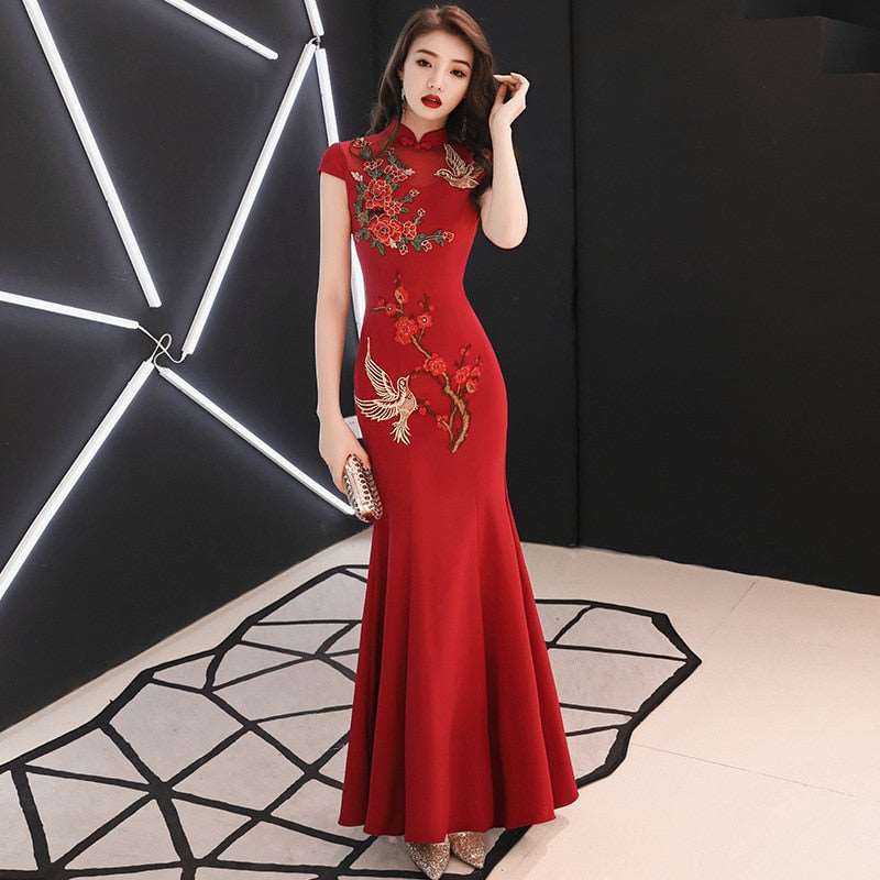 Embroidery Chinese Traditional Cheongsam Elegant Bride Wedding Party Dress Mermaid Sexy Long Qipao 旗袍/奧黛 Plus Size Available - Blossom Wedding