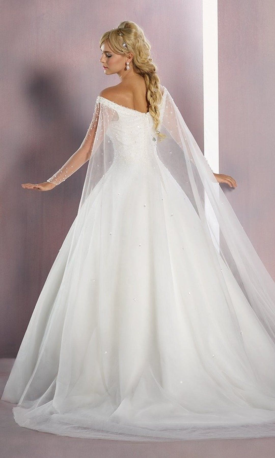 [For Rent ONLY] Elsa Disney Fairy Tale Wedding Dress in Ivory (Ball Gown) - AA258 - Blossom Wedding