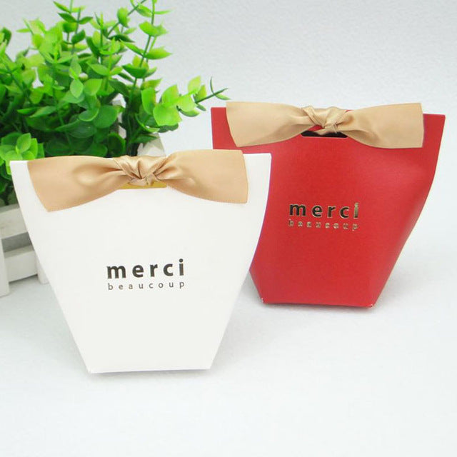50 PCS French Style Merci Beaucoup Wedding Candy Gift Boxes - Red, Black, White - Blossom Wedding